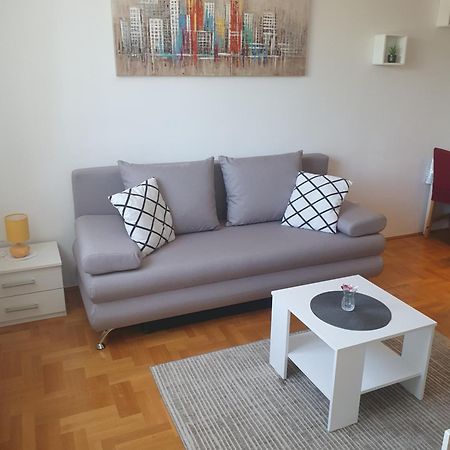 Apartman Dzakula ザグレブ エクステリア 写真